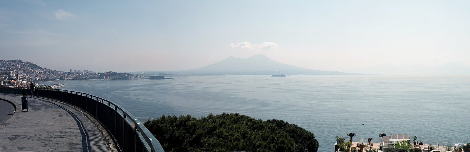 Panoramic view of Naples across the bay, a classic long-weekend destination