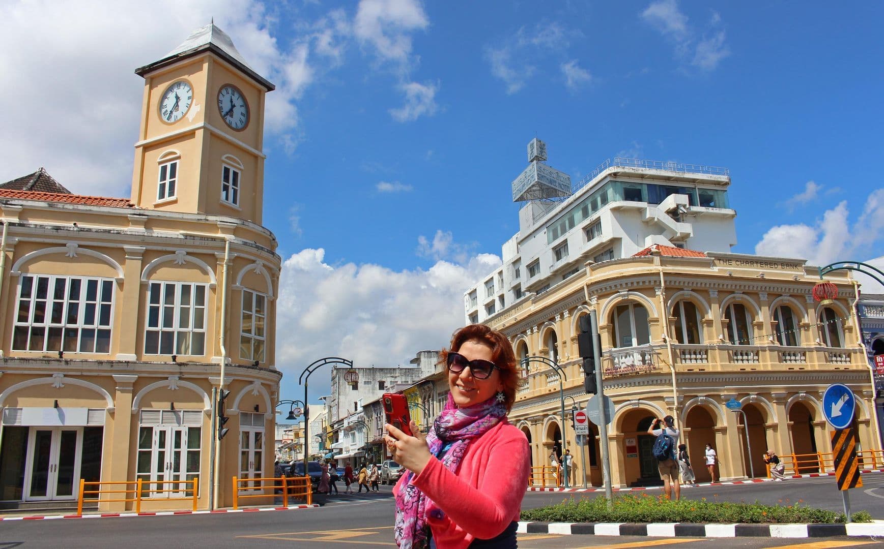 Phuket: graffiti, gastronomy and history of Old Town