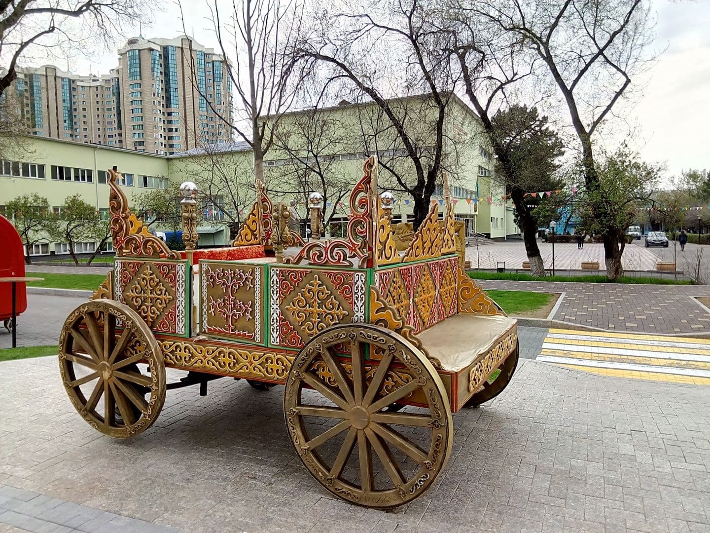 Almaty: Hangos séta a város művészeti központjában